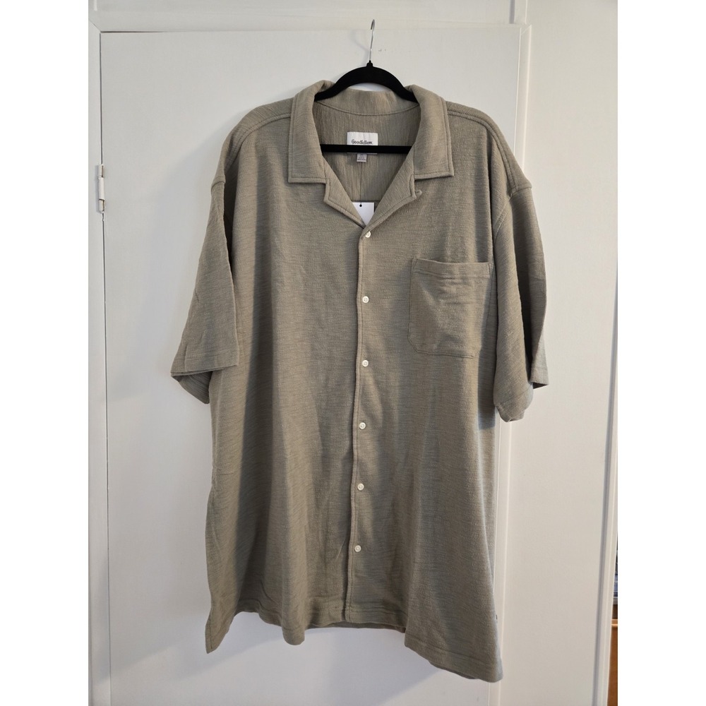 NWT Mens Goodfellow Green Collared Button Down Shirt. Size 3XL Tall.